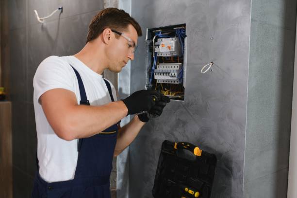 Best Circuit Breaker Repair  in Legend Lake, WI